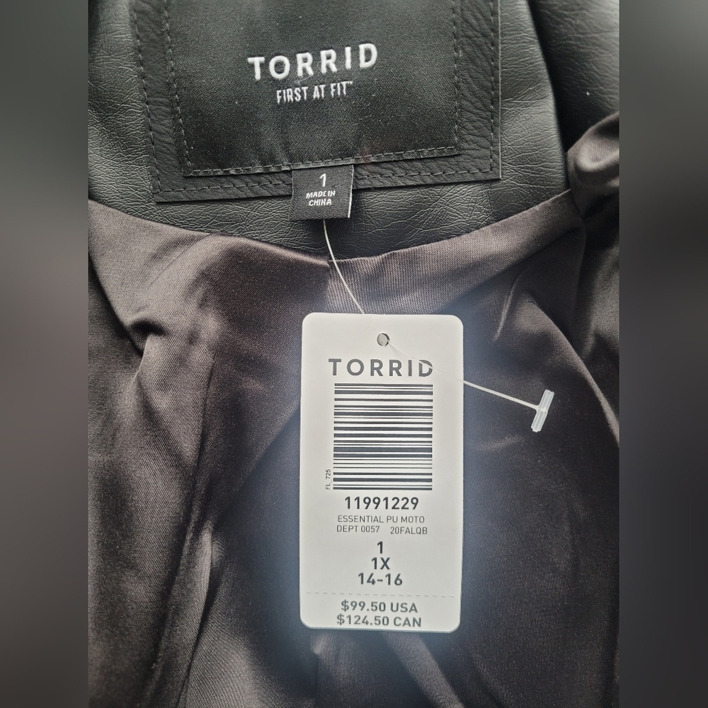 Torrid Faux Leather Moto Jacket, BNWT, Size 1X - Picture 6 of 7